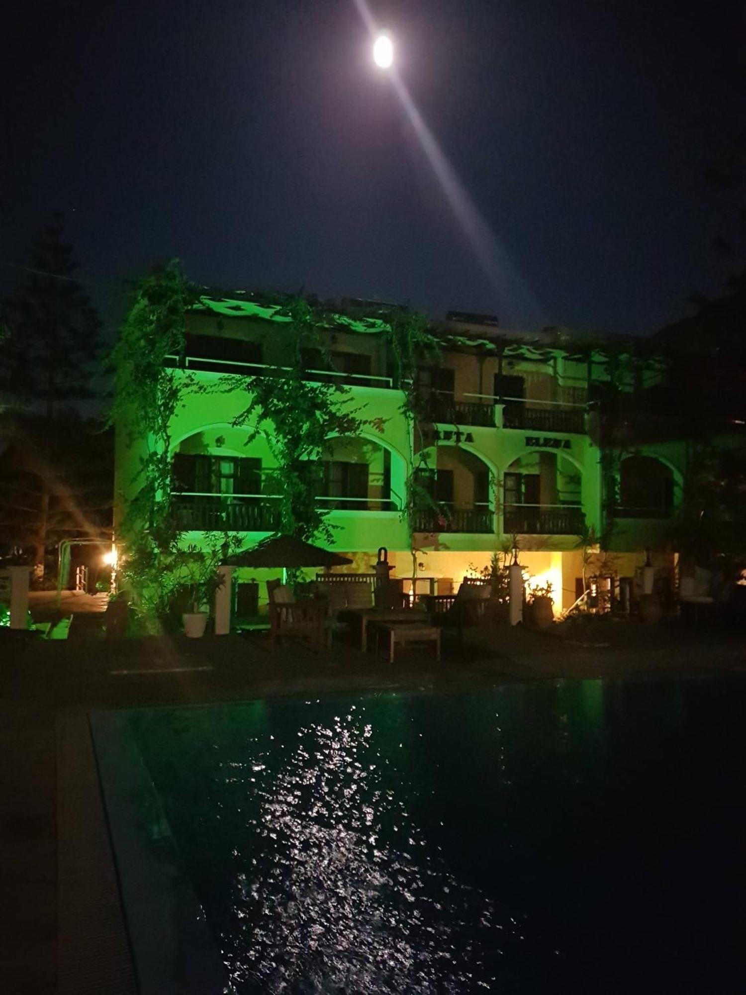 Hotel Santa Elena Kamári Exterior foto